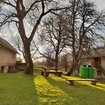 Turisticna Kmetija Pod Kostanji - Pod Kostanji *