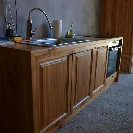 Turisticna Kmetija Pod Kostanji - Pod Kostanji مزرعة للإقامة Motnik