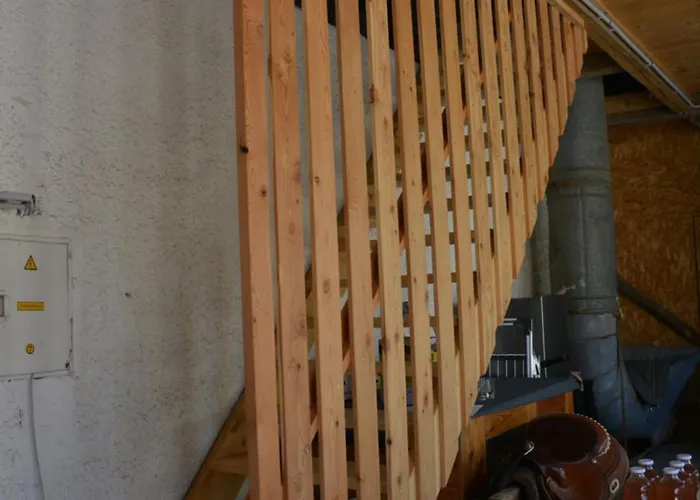 Turisticna Kmetija Pod Kostanji - Pod Kostanji *