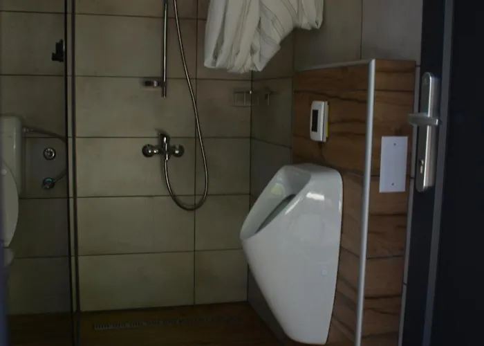 Turisticna Kmetija Pod Kostanji - Pod Kostanji Motnik